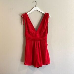Vibrant Red Tie-Shoulder Romper Size Medium V-Neck Pockets Summer Brunch